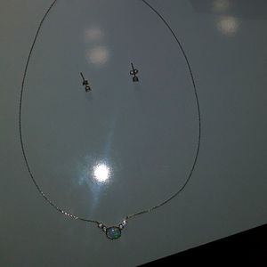 Necklace & earrings